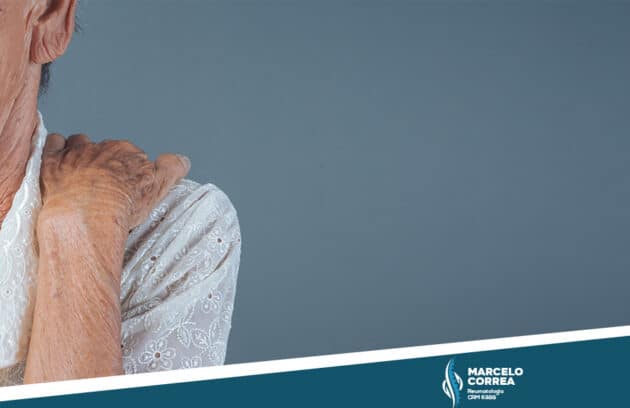 Mulher idosa com dores nos ombros por doenças reumáticas - Dr. Marcelo